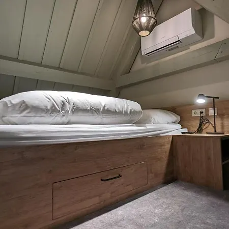 Stadsklooster Dordt Hotel&hostel Отель