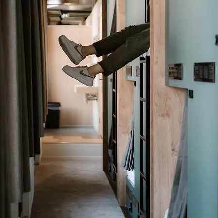 Отель Stadsklooster Dordt Hotel&hostel *
